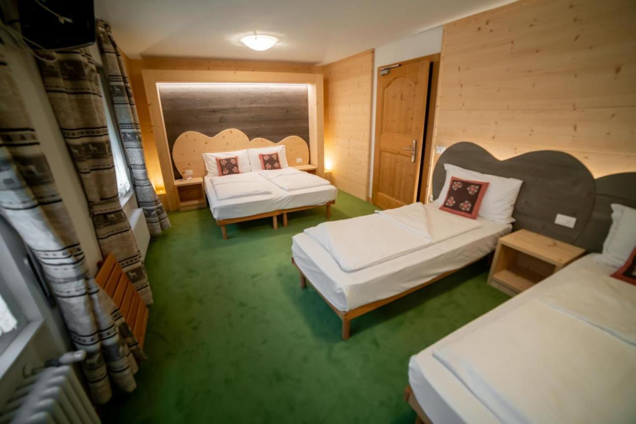 Al Sole Mountain Chic Hotel Folgaria Room photo